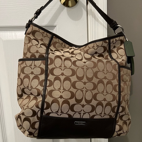 Signature COACH Park Hobo Style bag - Silver/Khaki/Mahogony - Like New - Picture 1 of 8